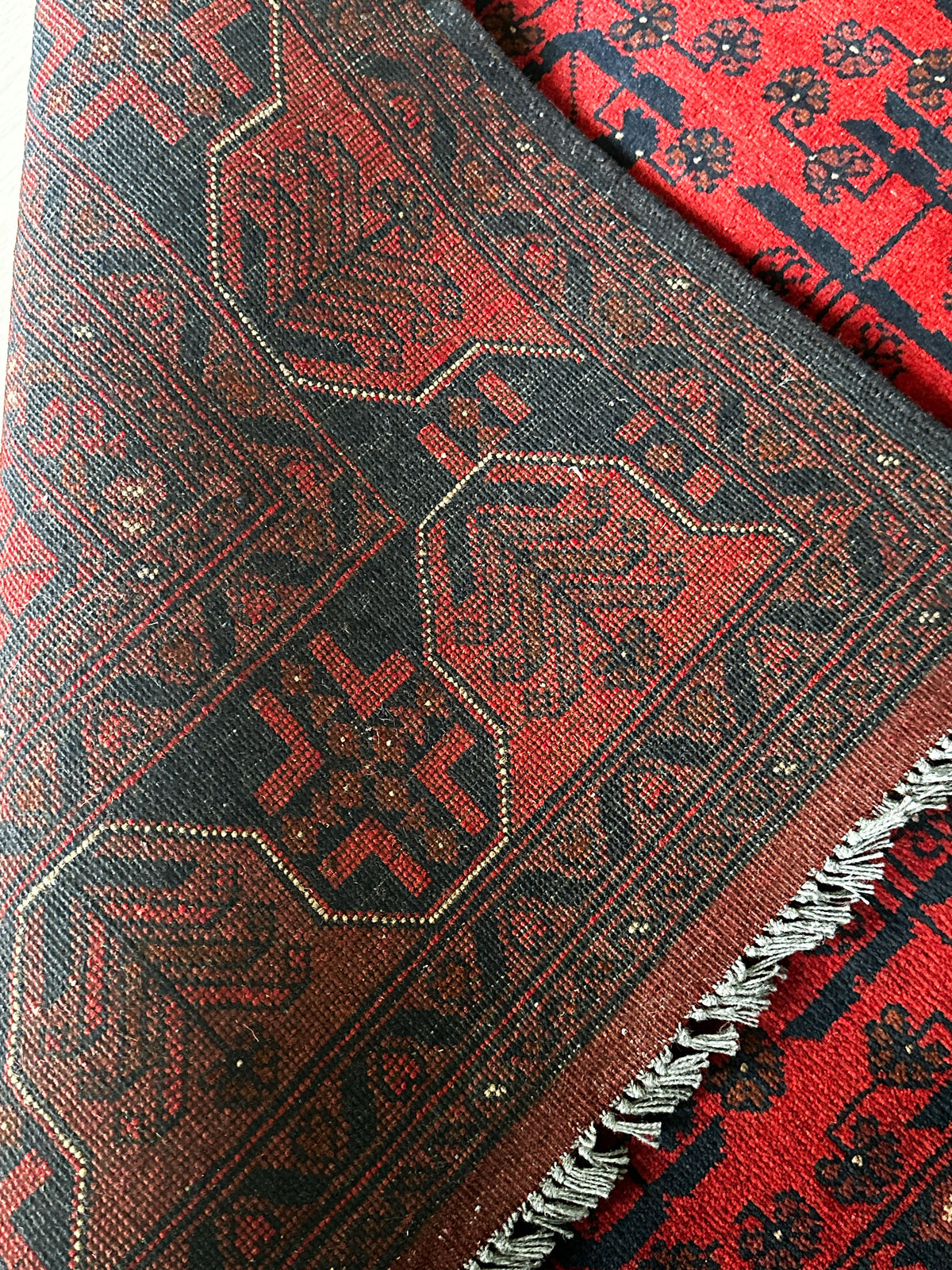 Afghan Teppich ca. 145 × 102 cm – rot/bordeaux & geometrisch