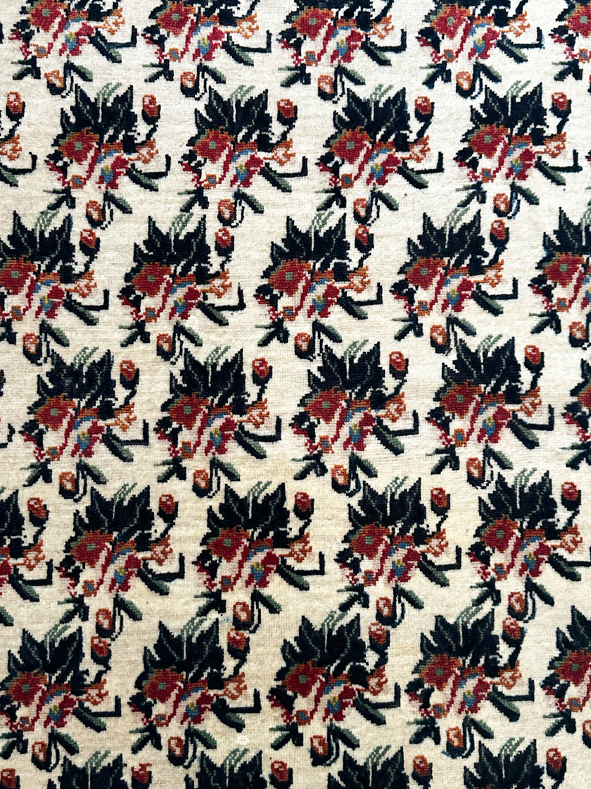 Afschar Teppich ca. 200 × 150 cm – creme/blau/rot & florales Muster