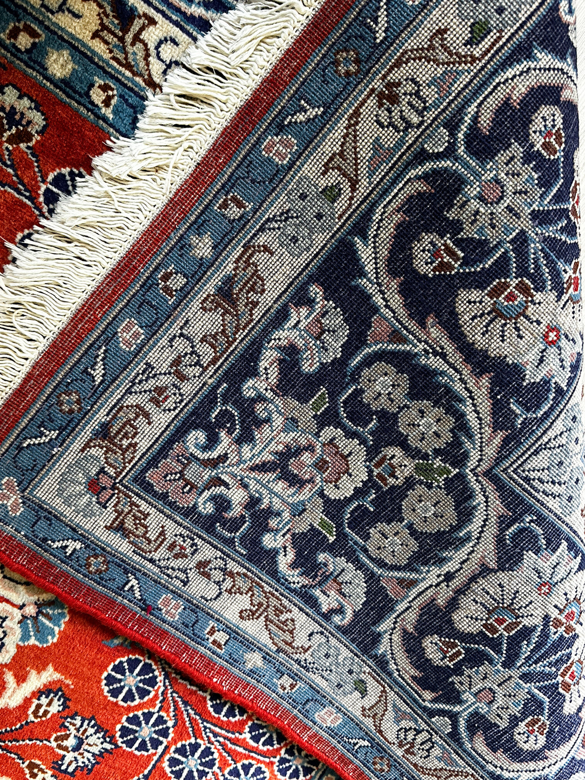 Ardekan Teppich ca. 200 × 200 cm – rot/blau/creme & floral