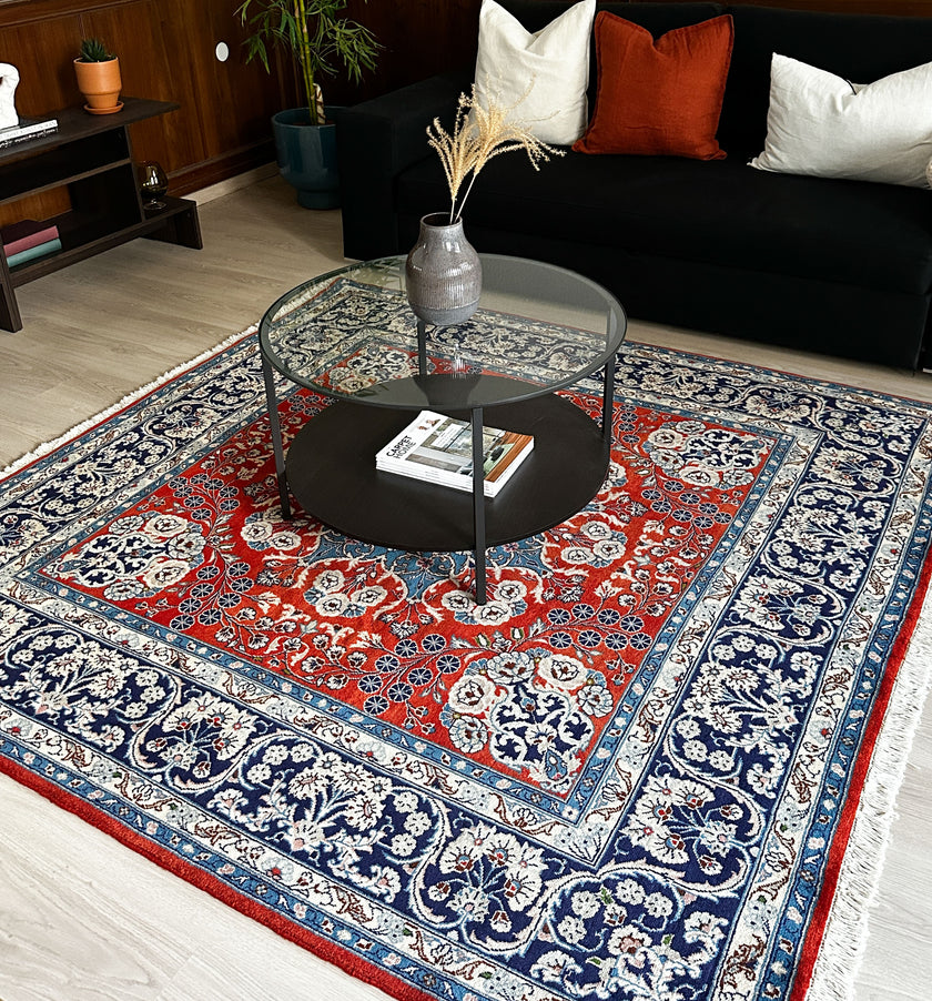 Ardekan Teppich ca. 200 × 200 cm – rot/blau/creme & floral