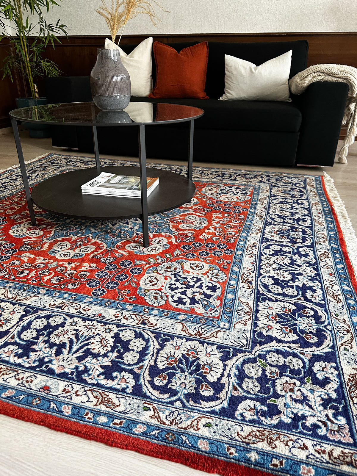 Ardekan Teppich ca. 200 × 200 cm – rot/blau/creme & floral