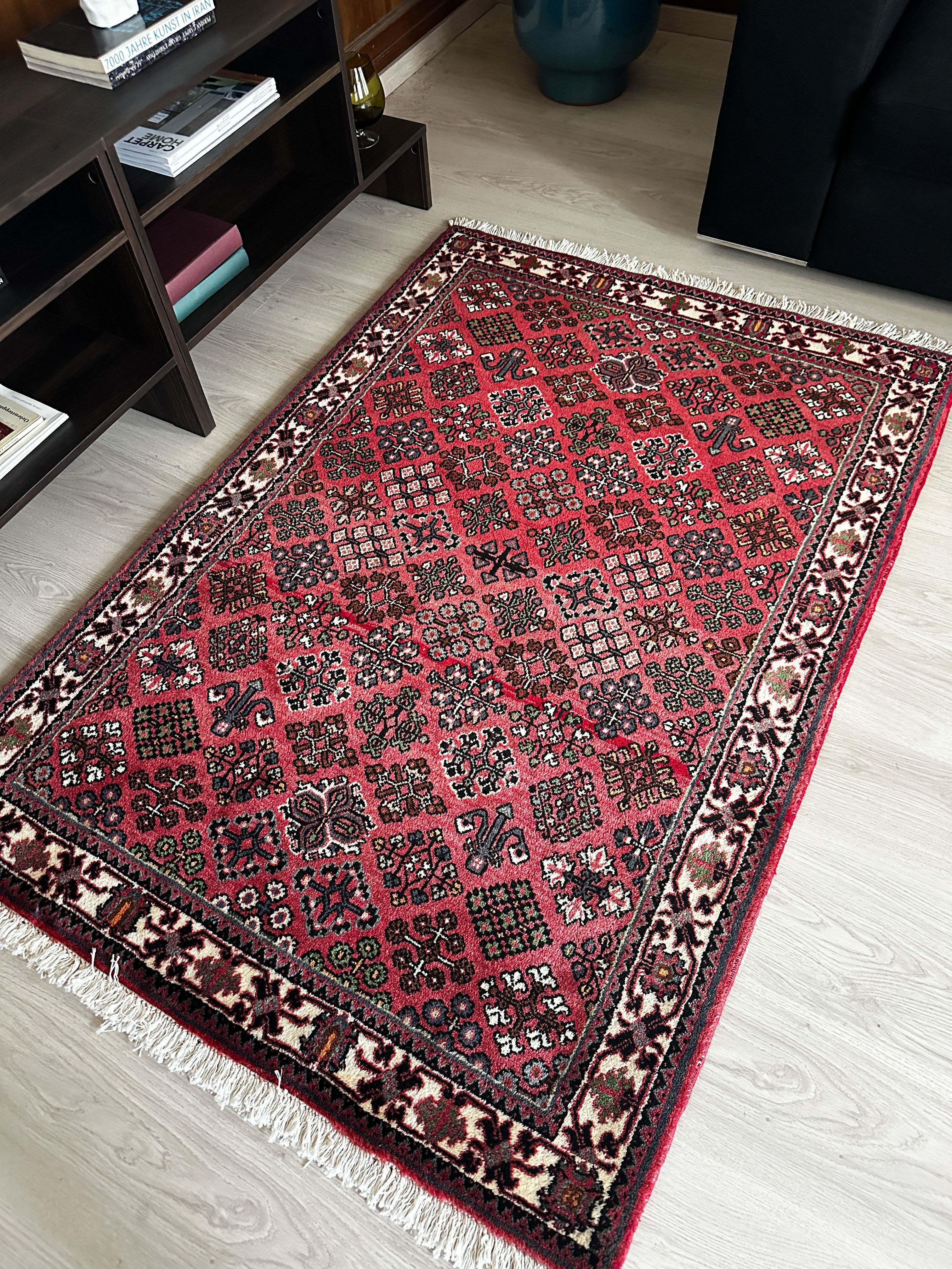 Bachtiar Teppich ca. 150 × 100 cm – rot/creme/dunkelbraun & klassisch