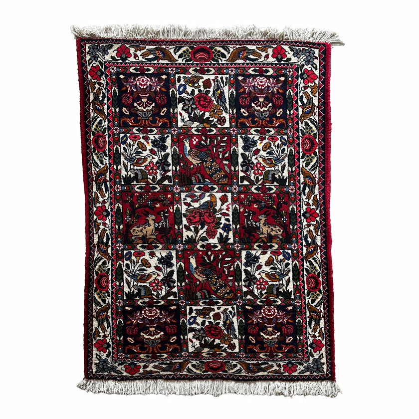 Bachtiar Teppich ca. 150 × 100 cm – rot/dunkelblau/creme & gemustert