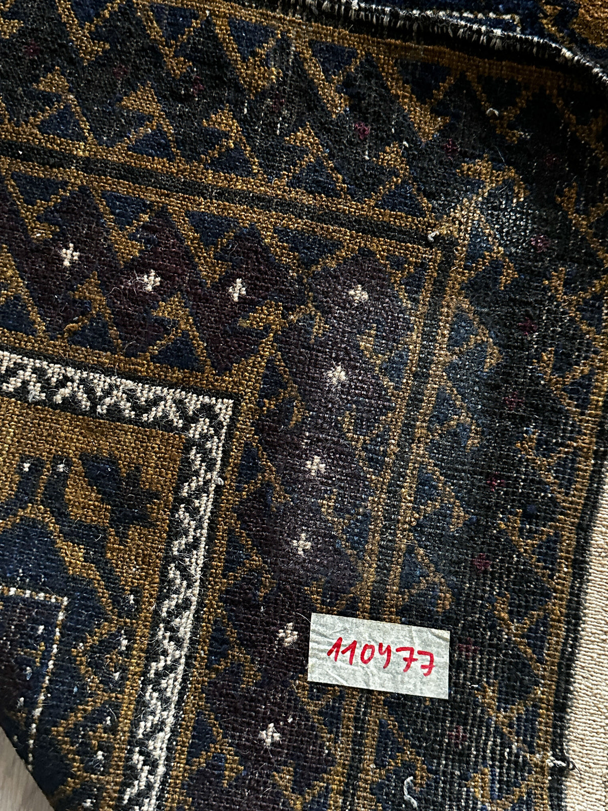 Belutsch Teppich ca. 150 × 100 cm – dunkelblau/braun & geometrisch