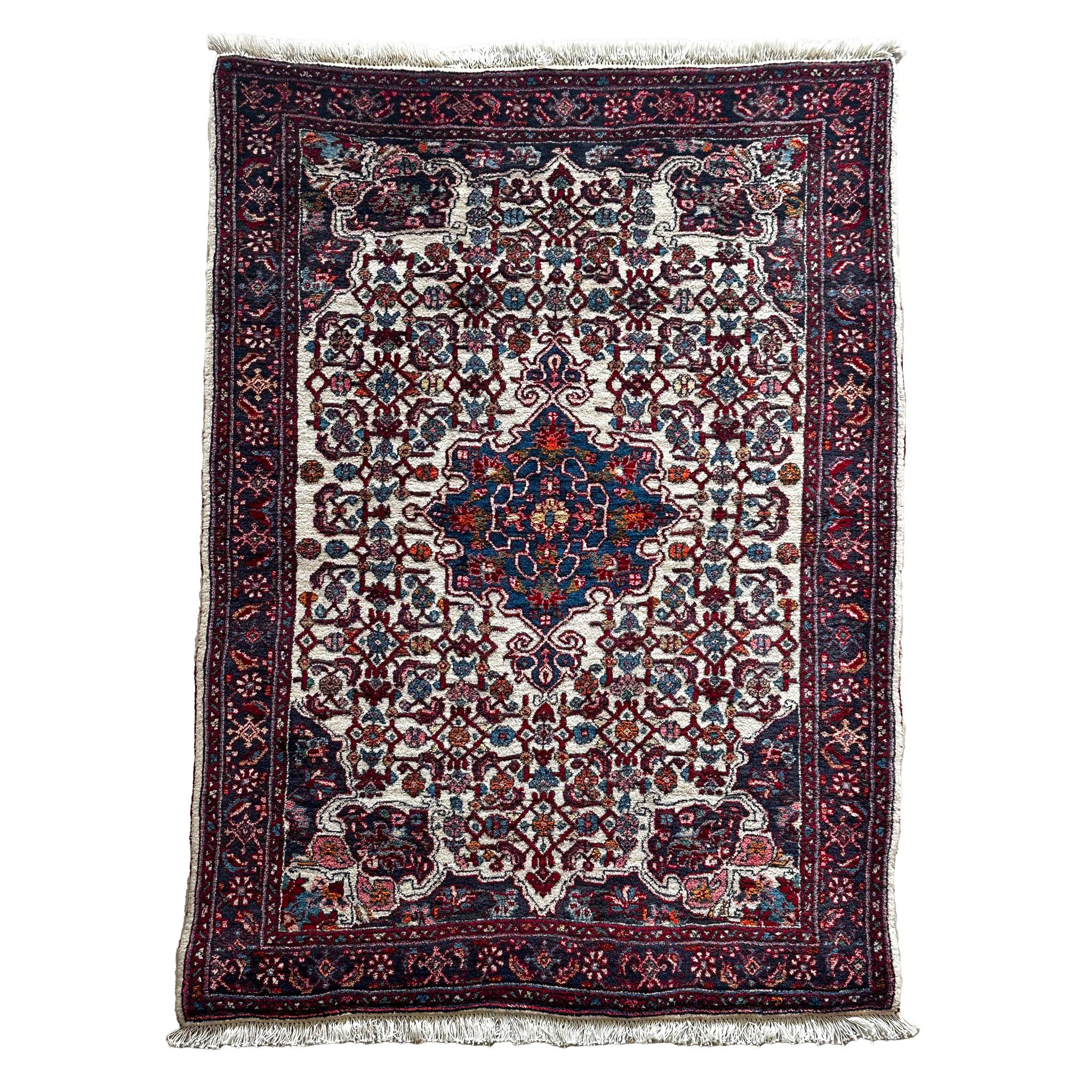 Bidjar Teppich ca. 150 × 100 cm – creme/blau/rot & klassisch