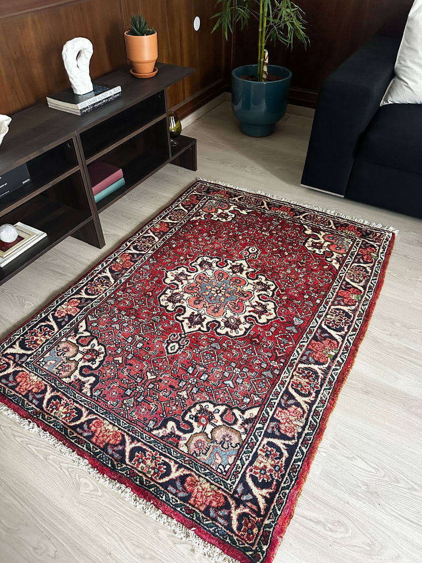 Bidjar Teppich ca. 150 × 100 cm – rot/blau & floral gemustert