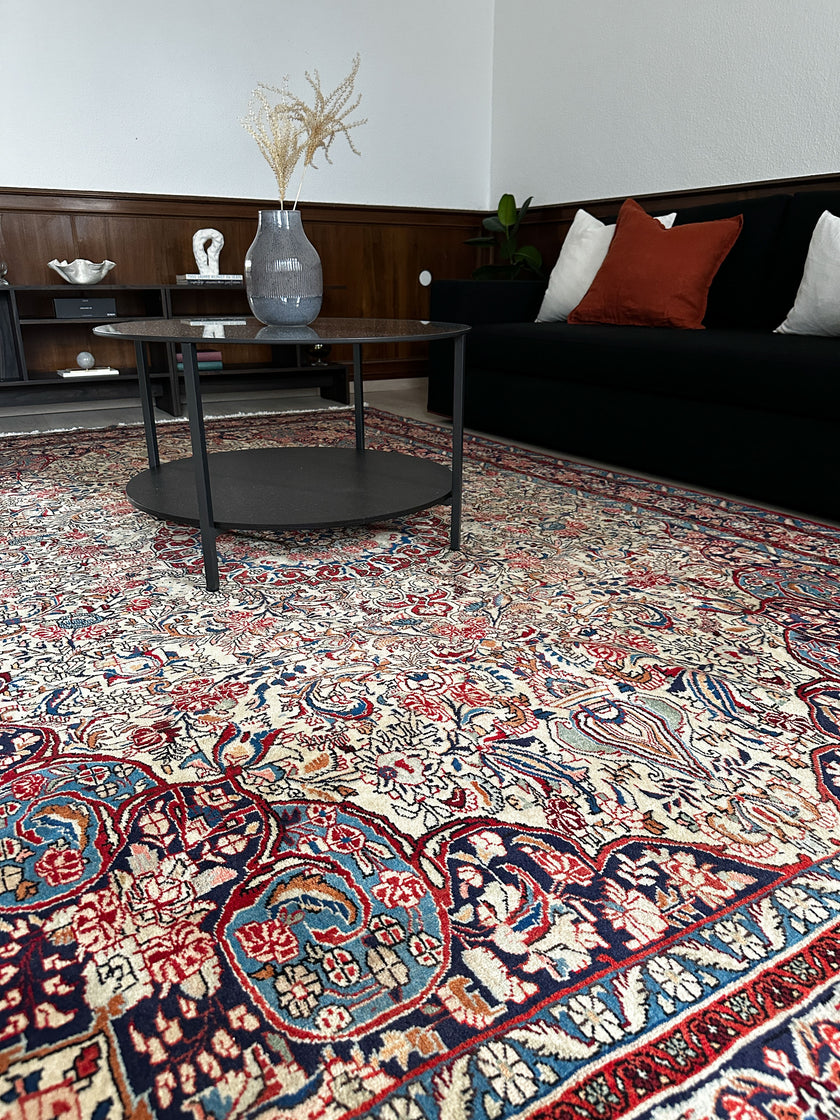 Bidjar Teppich ca. 300 × 200 cm – creme/blau & elegant