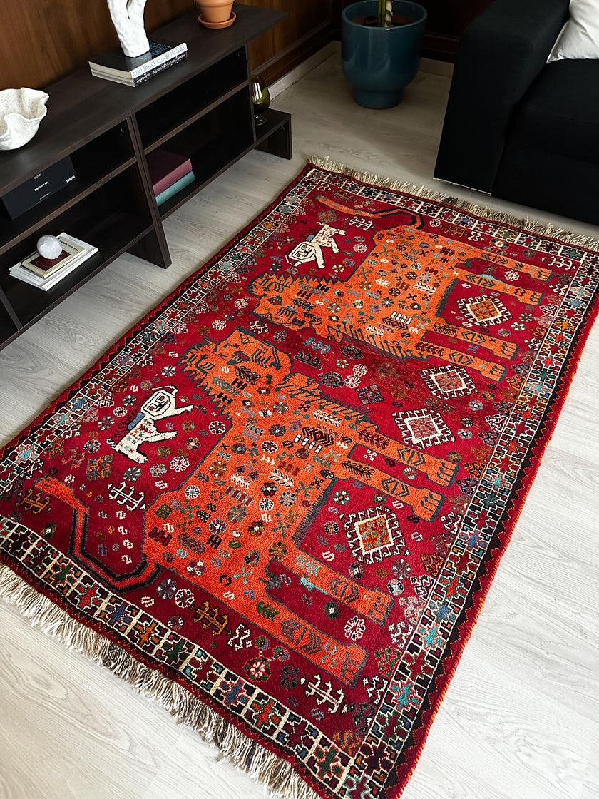 Gaschghai Teppich ca. 200 × 150 cm – rot/orange & figürliches Nomadenmuster