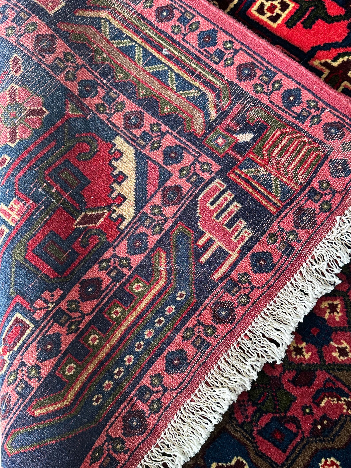 Hamedan Teppich ca. 146 × 104 cm – rot & dunkelblau