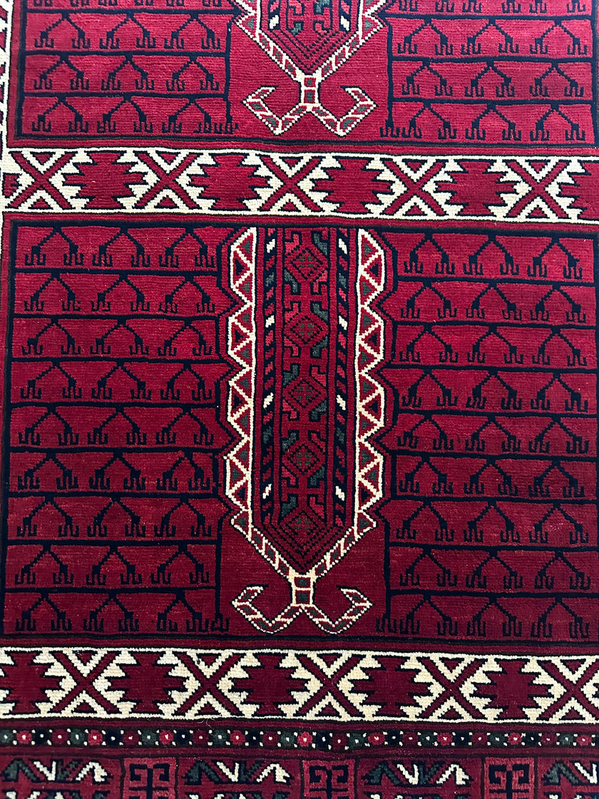 Hatschlu Teppich ca. 150 × 100 cm – rot/creme/schwarz & geometrisch