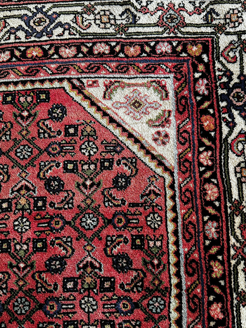 Hosseinabad Teppich ca. 200 × 150 cm – rot/beige & klassisch