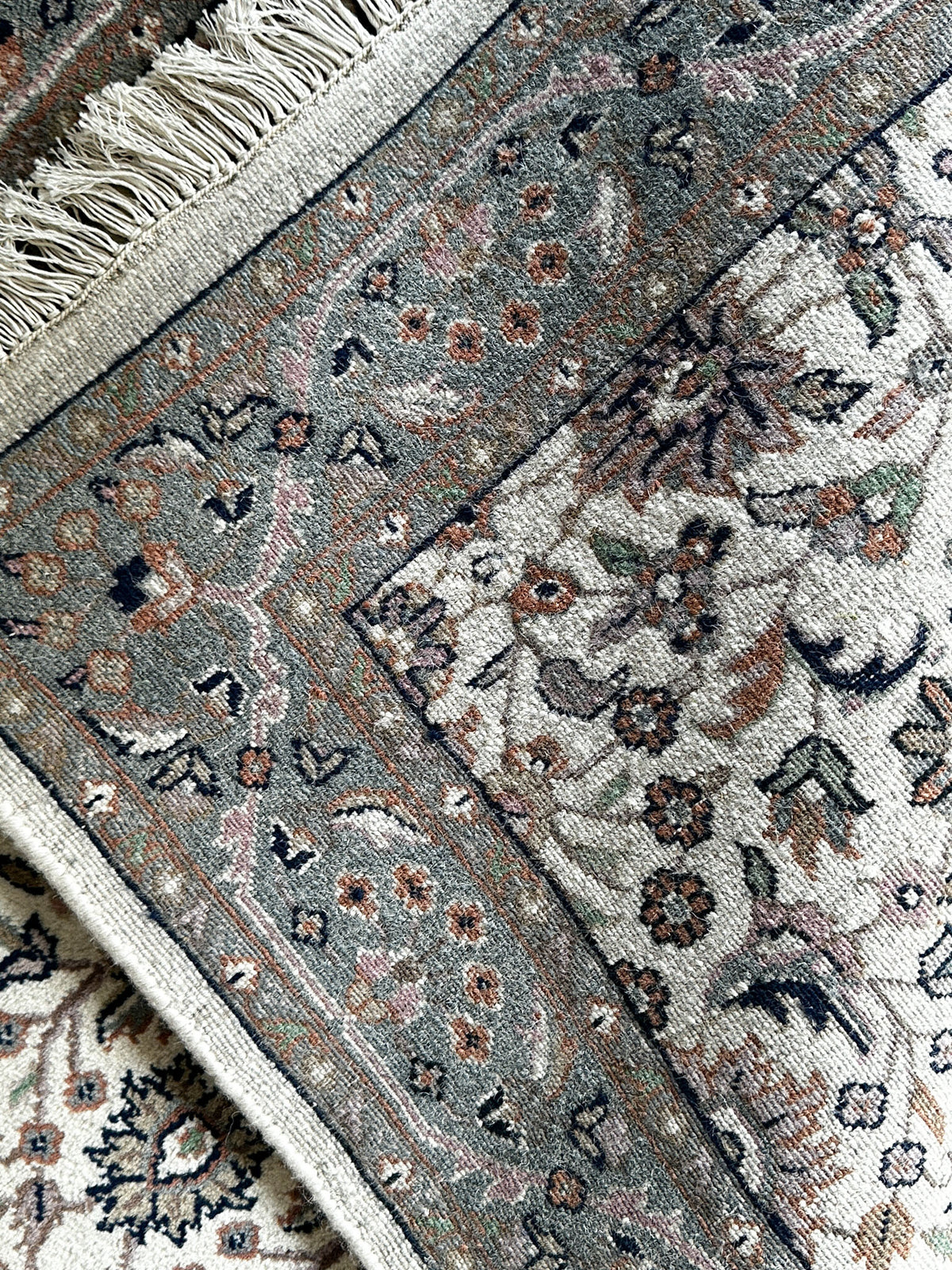 Isfahan Teppich ca. 162 × 88 cm – creme & grau