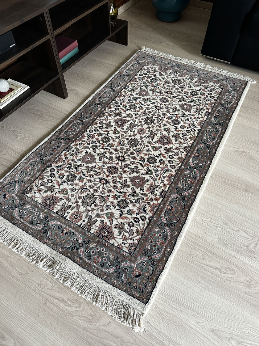 Isfahan Teppich ca. 162 × 88 cm – creme & grau