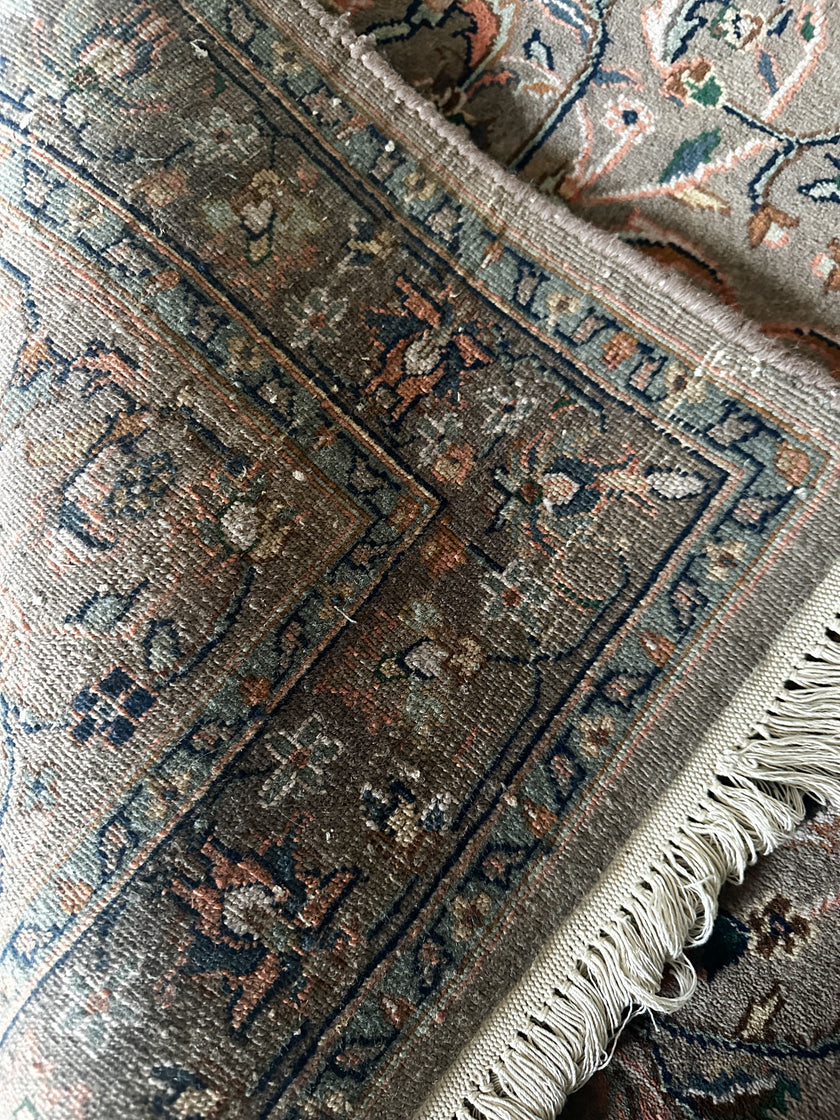 I. Keschan Teppich ca. 150 × 100 cm – grau/braun & dezent