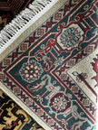 I. Keschan Teppich ca. 269 × 184 cm – creme & grün gemustert