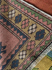 Kars Teppich ca. 240 × 160 cm – lachsrot & grün geometrisch