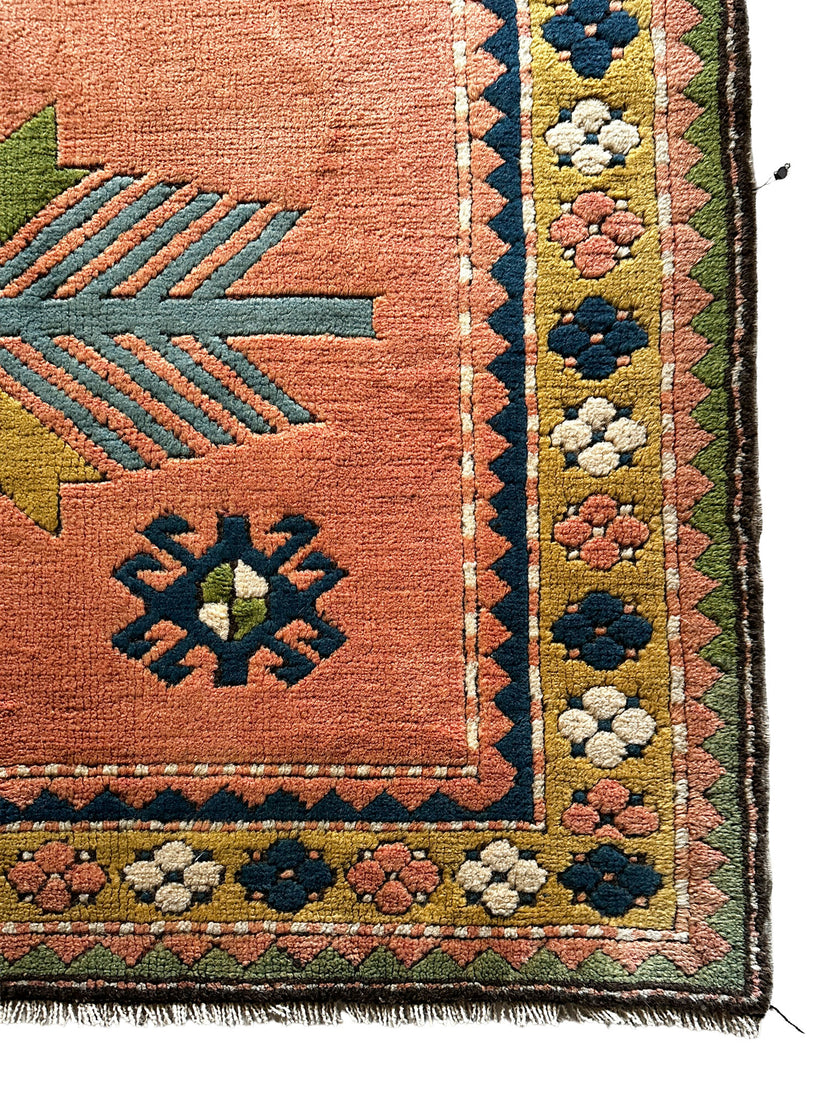 Kars Teppich ca. 240 × 160 cm – lachsrot & grün geometrisch