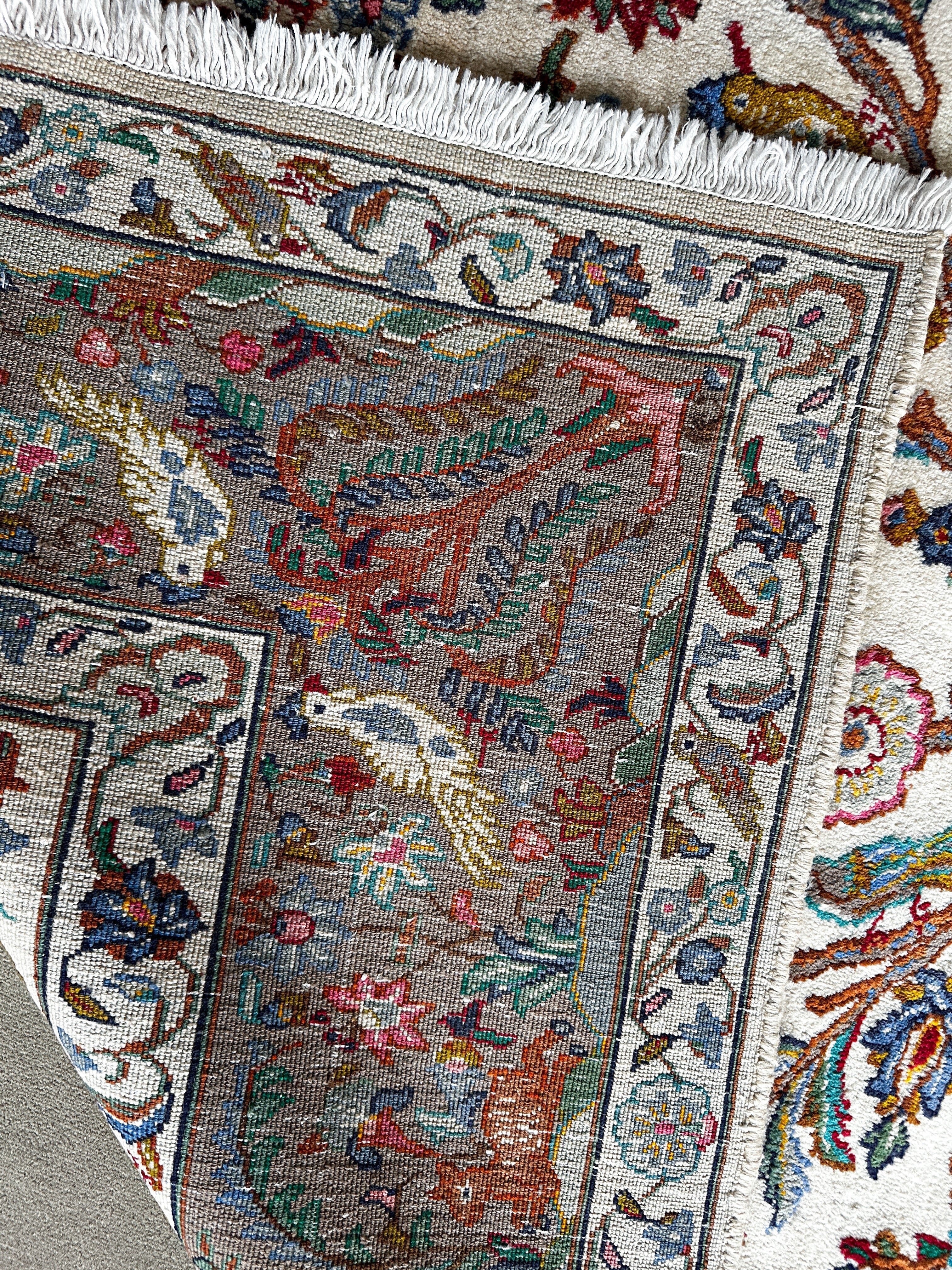 Keschan Teppich ca. 300 × 200 cm – creme/oliv & floral