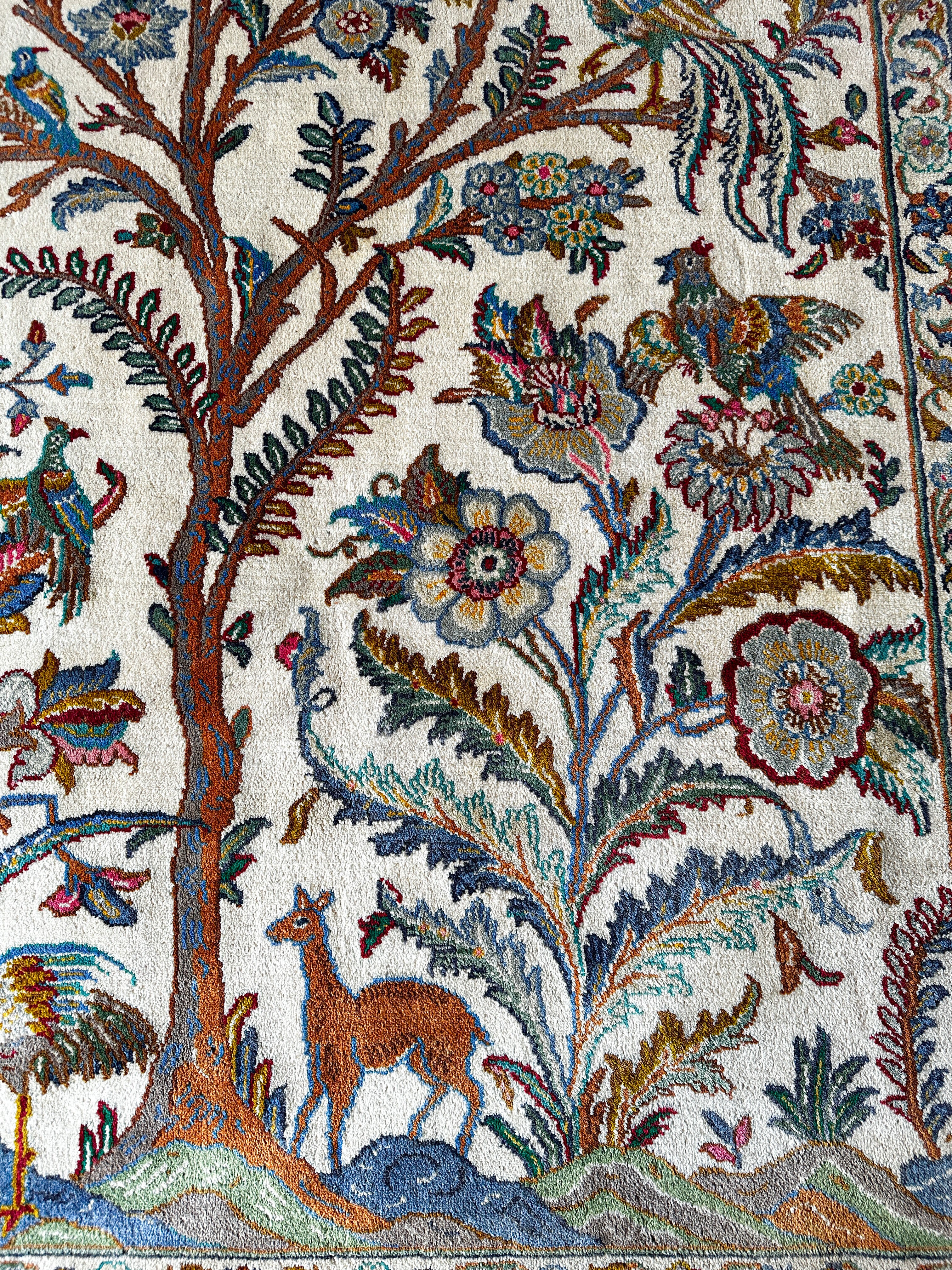 Keschan Teppich ca. 300 × 200 cm – creme/oliv & floral