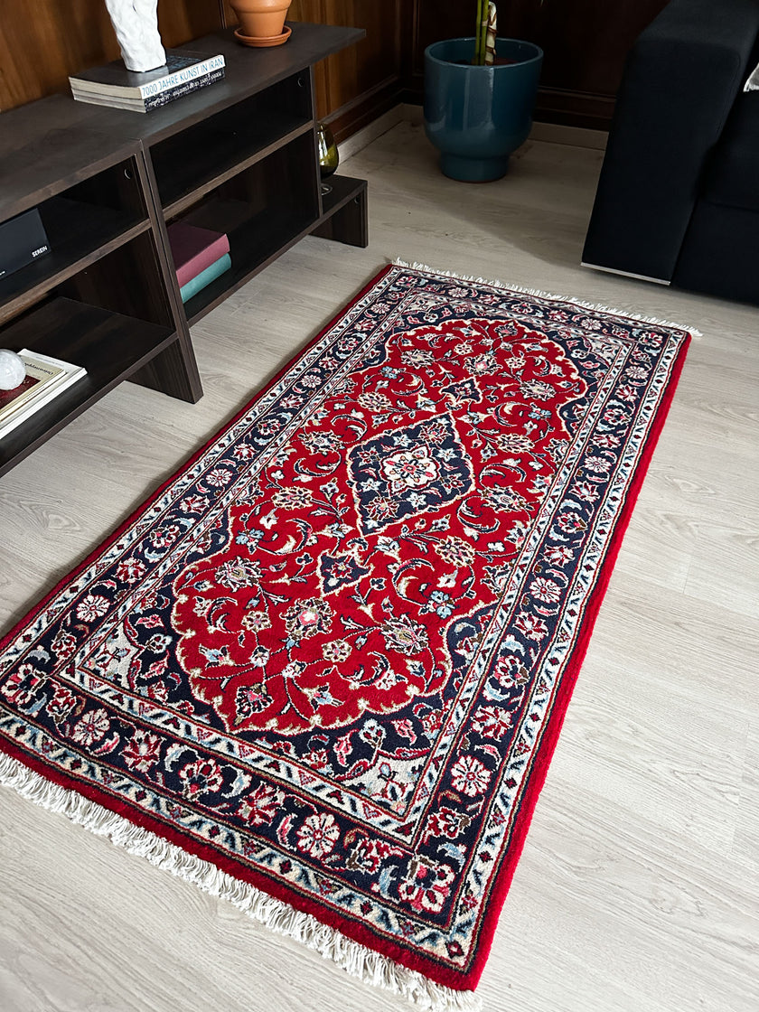 Keschan Teppich ca. 147 × 80 cm – rot & dunkelblau