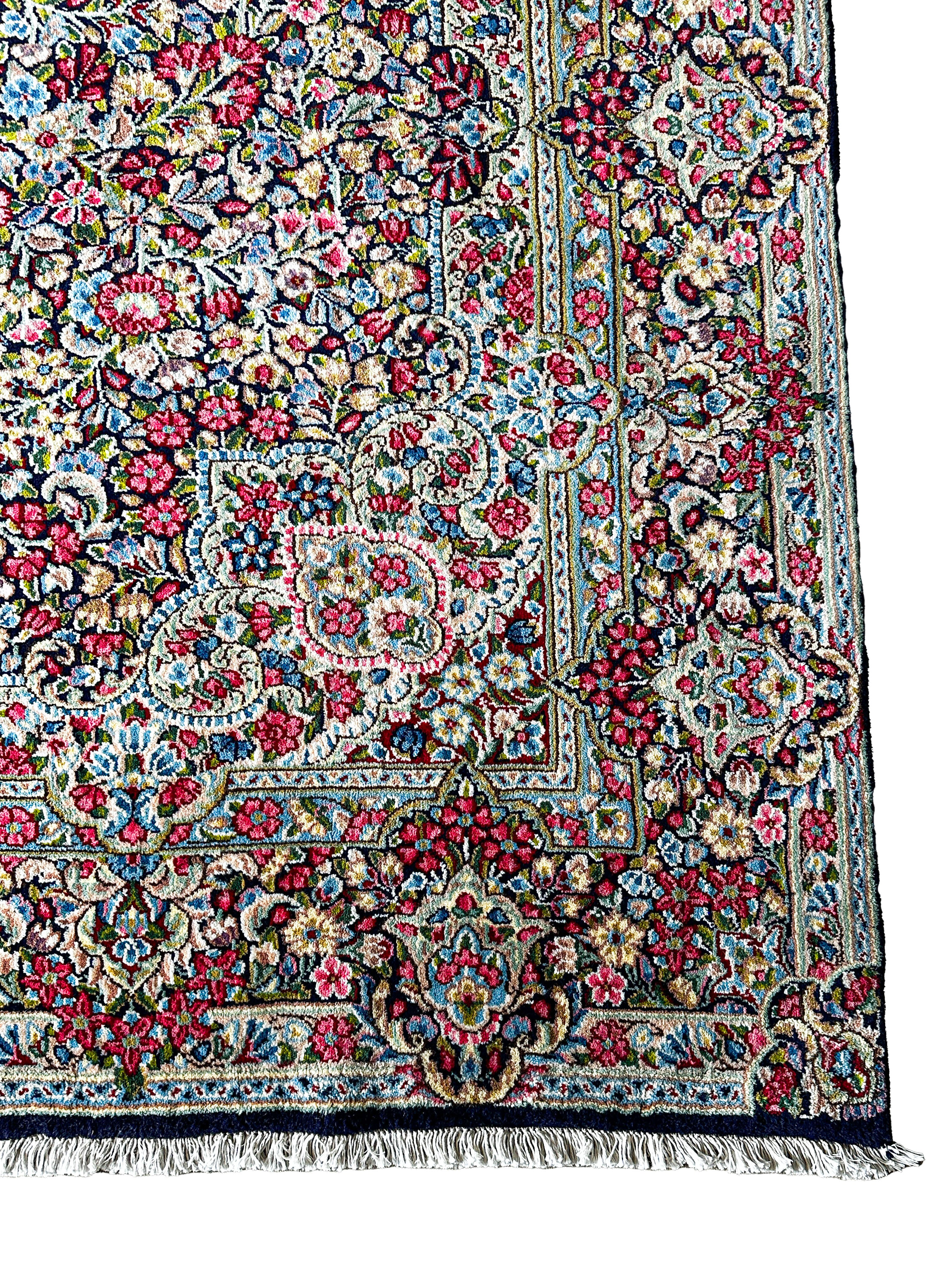 Laver Kirman Teppich ca. 300 × 200 cm – dunkel & detailreich