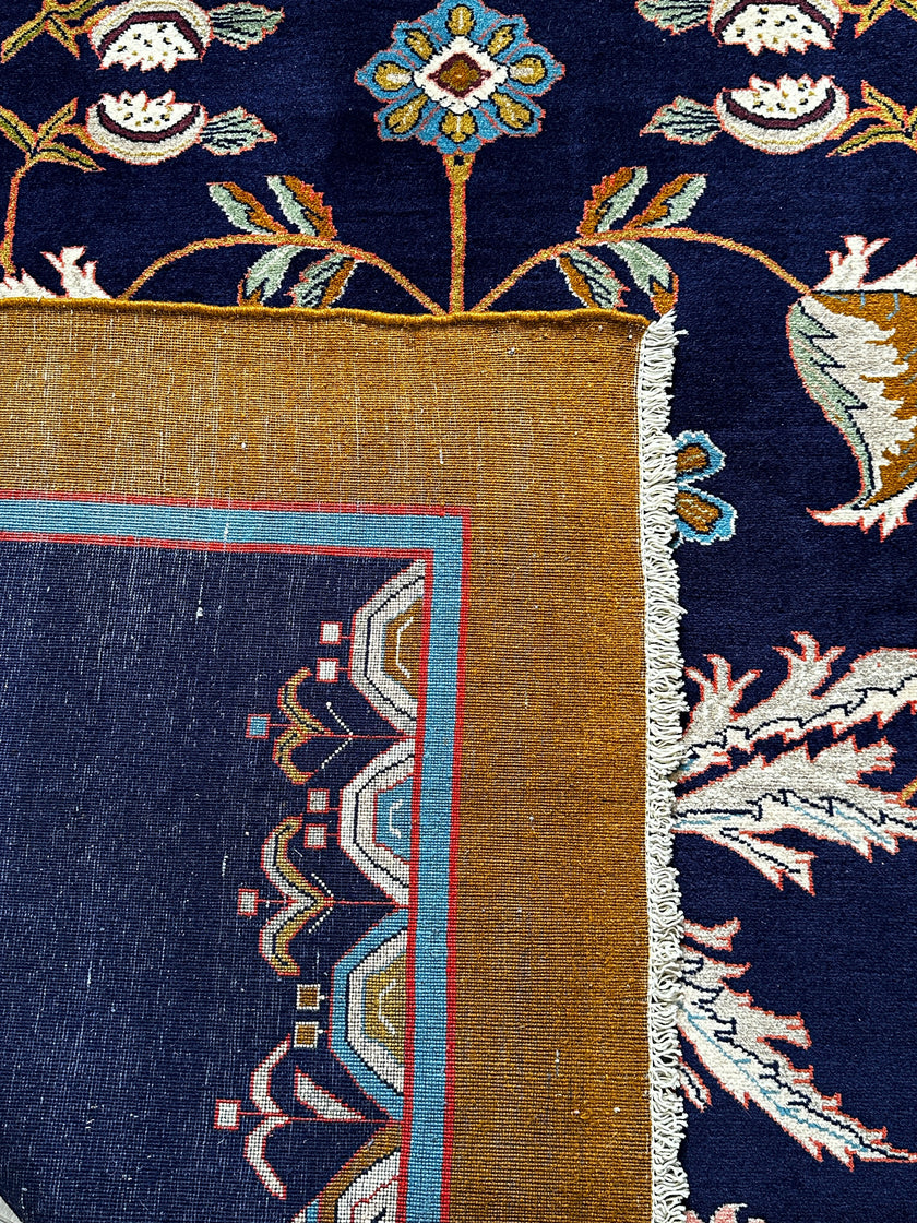 Design Orientteppich Blau – floral & modern