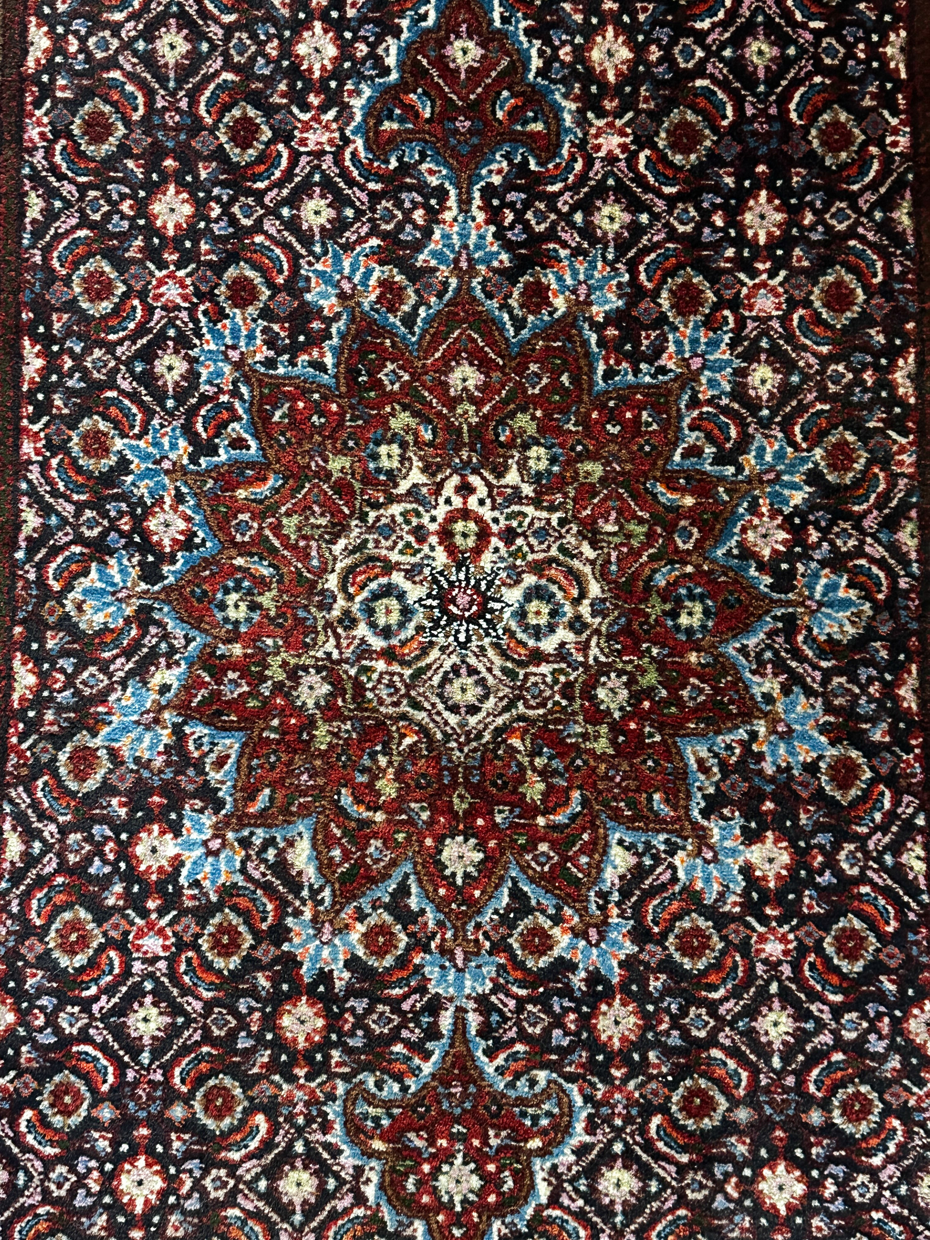 Moud Teppich ca. 150 × 100 cm – dunkelbraun/creme & klassisch