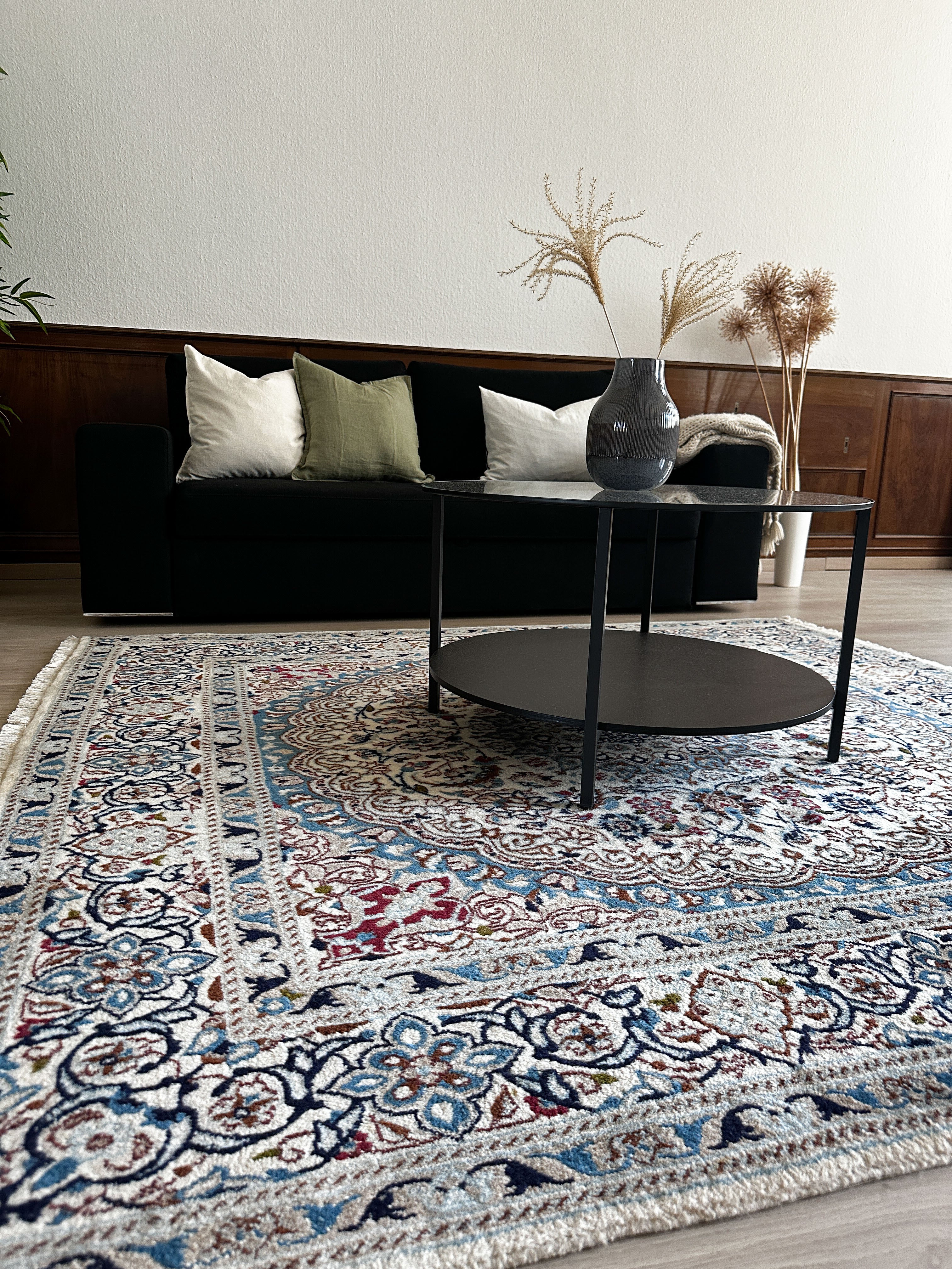 Nain Teppich ca. 200 × 200 cm – hellblau/beige & fein