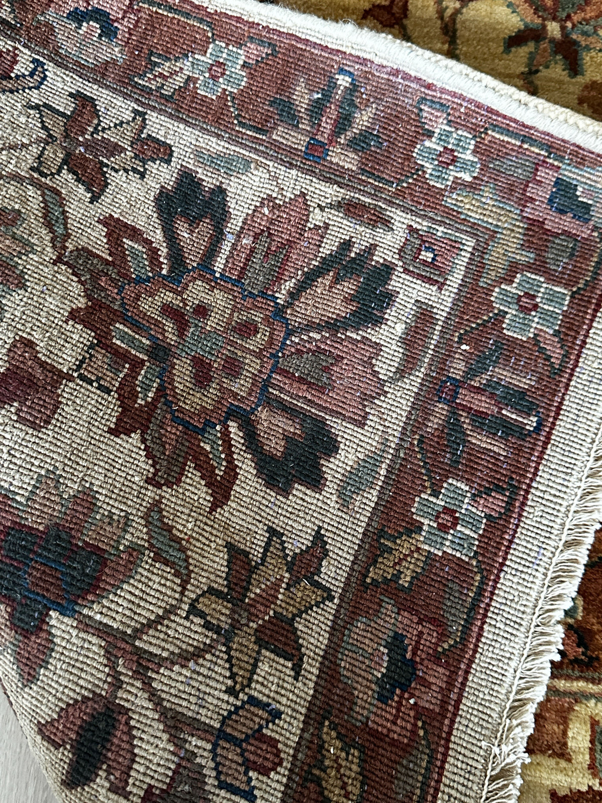 Samak Teppich ca. 300 × 250 cm – beige/braun/türkis & floral