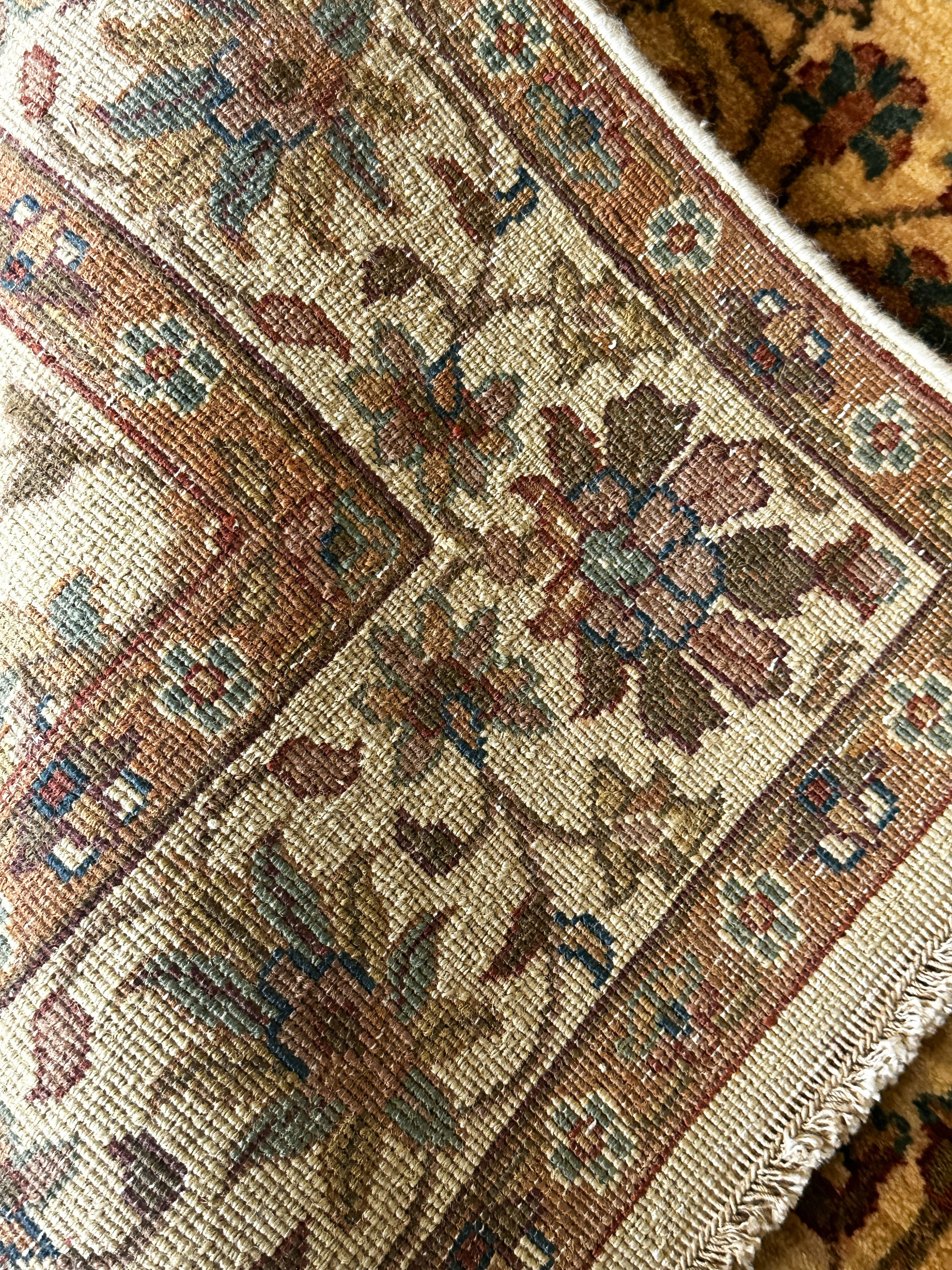 Samak Teppich ca. 200 × 150 cm – creme/beige & florales Muster