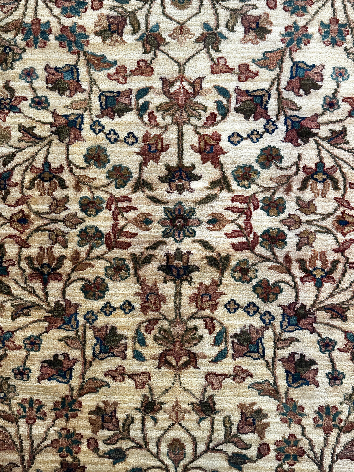 Samak Teppich ca. 200 × 150 cm – creme/beige & florales Muster