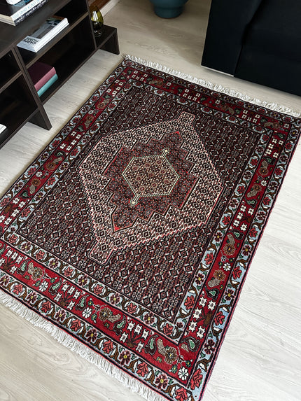 Sanandaj Teppich ca. 150 × 100 cm – dunkelbraun/rot & detailreich
