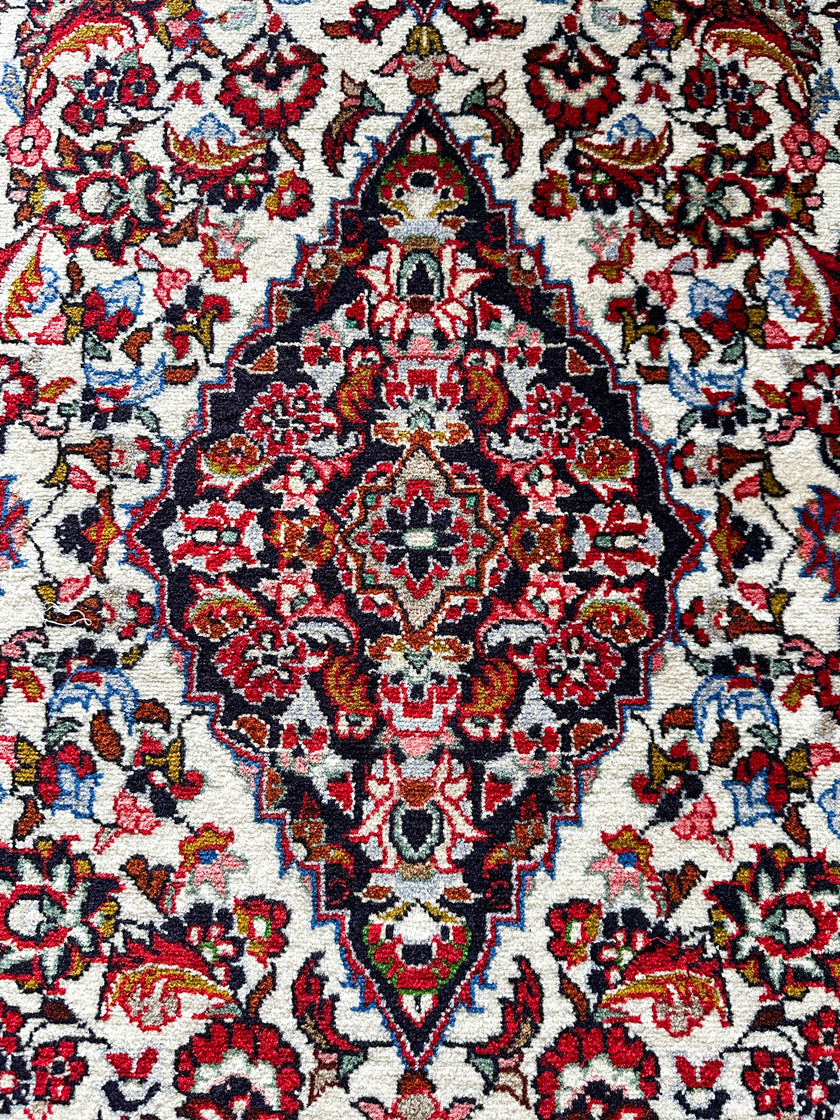 Sarough Teppich ca. 150 × 100 cm – creme/rot & elegant