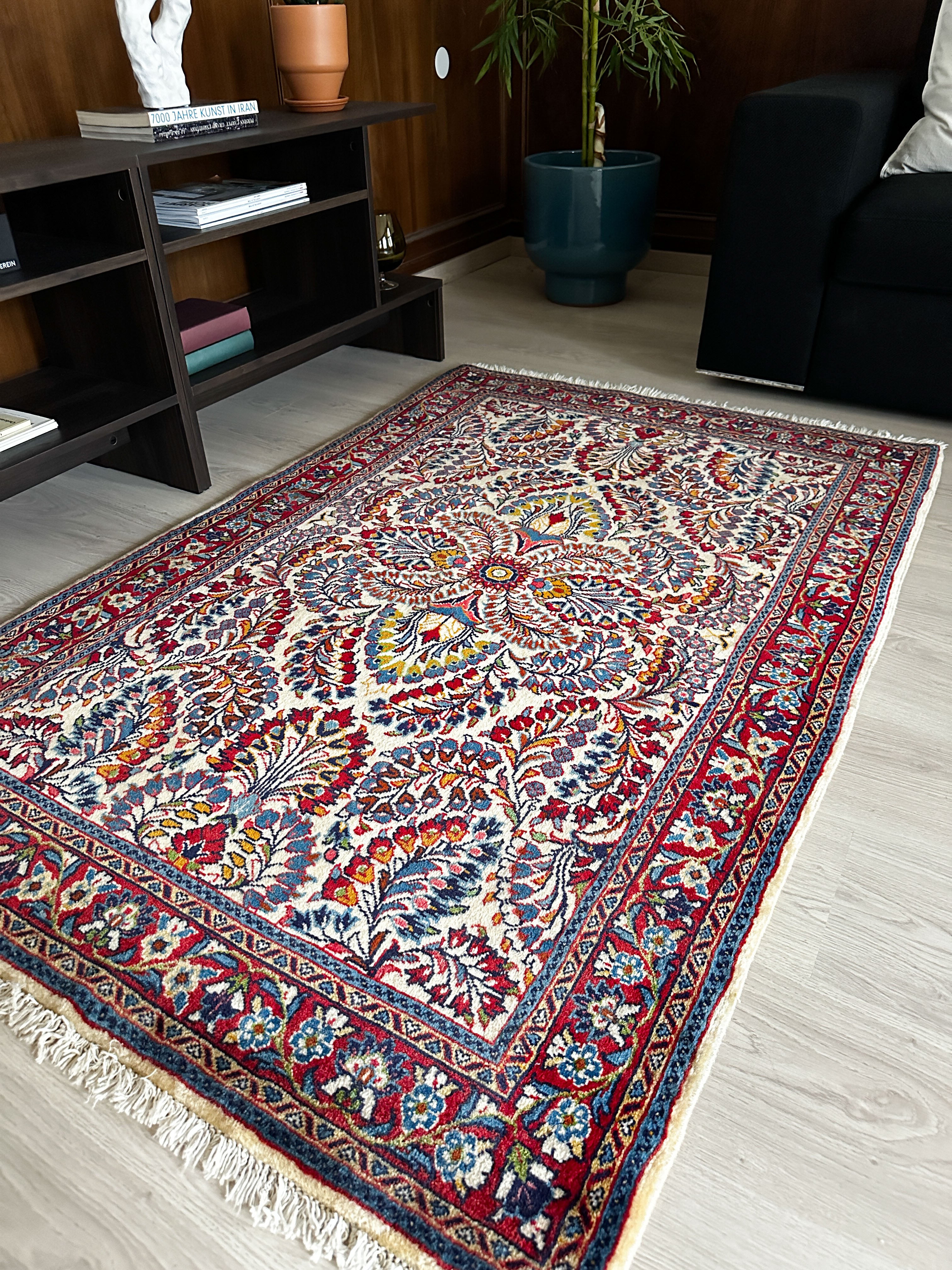Sarough Teppich ca. 150 × 100 cm – creme/rot/blau & elegant