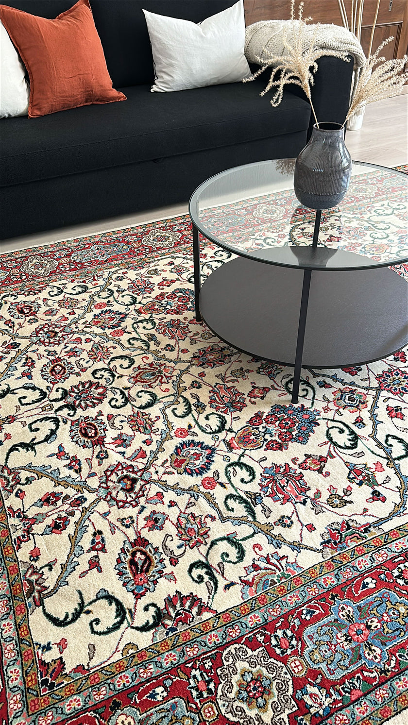 Sarugh Teppich ca. 200 × 300 cm – creme/rot & elegant