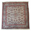 Sarugh Teppich ca. 200 × 200 cm – hellgrün/rot & klassisch