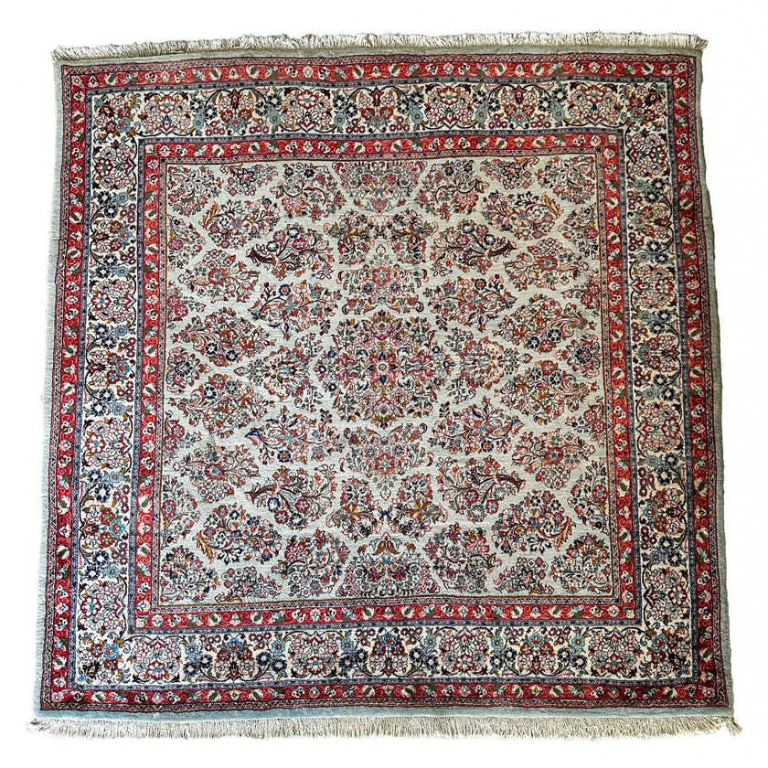 Sarugh Teppich ca. 200 × 200 cm – hellgrün/rot & klassisch