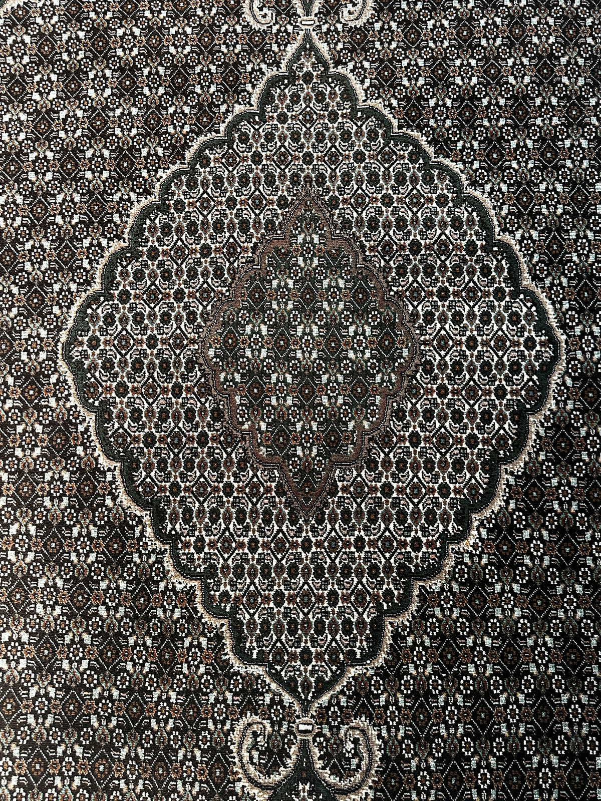 Täbriz Teppich ca. 314 × 200 cm – dunkelbraun, creme & beige