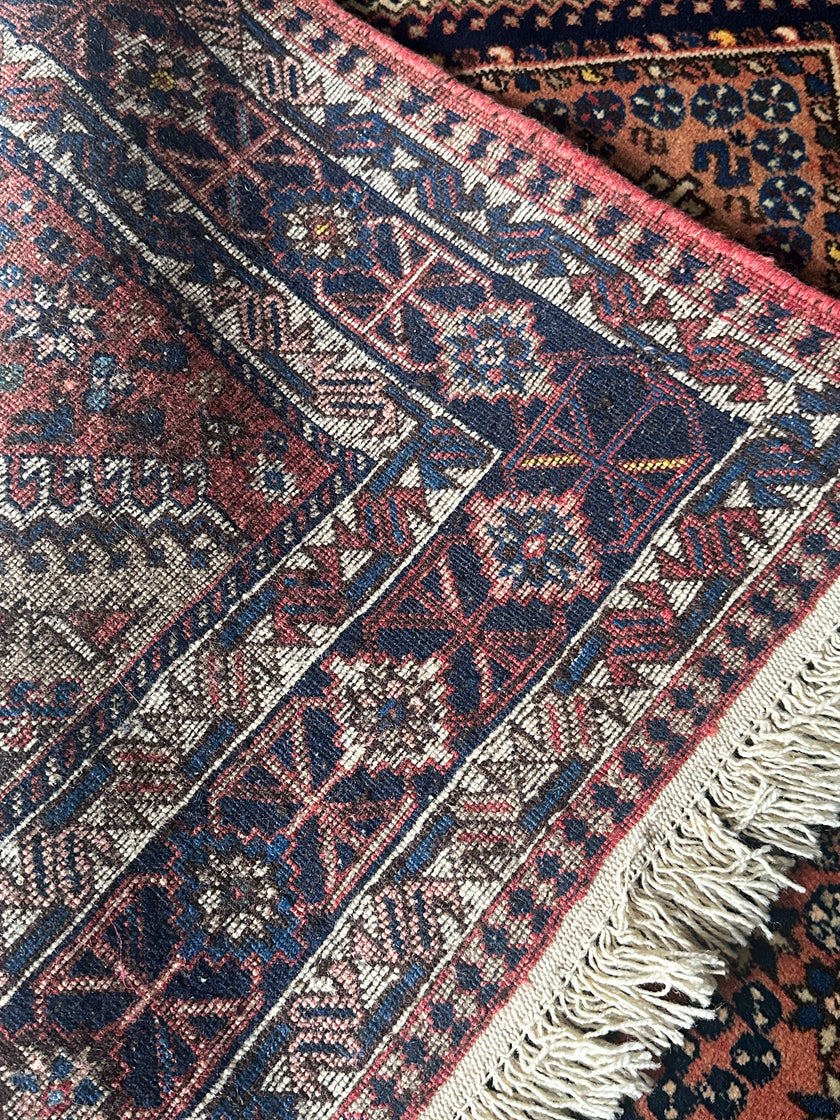 Yalameh Teppich ca. 230 × 153 cm – altrosa & geometrisch