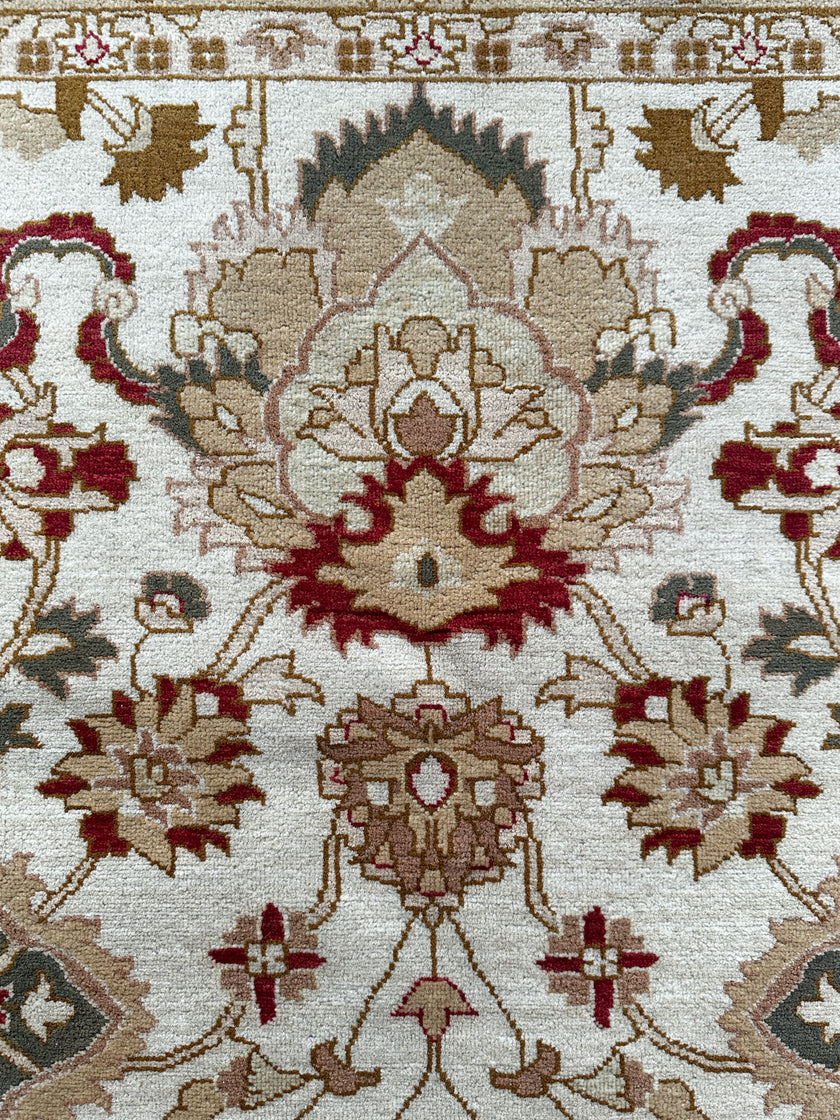 I. Ziegler Teppich ca. 245 × 171 cm – beige & floral gemustert